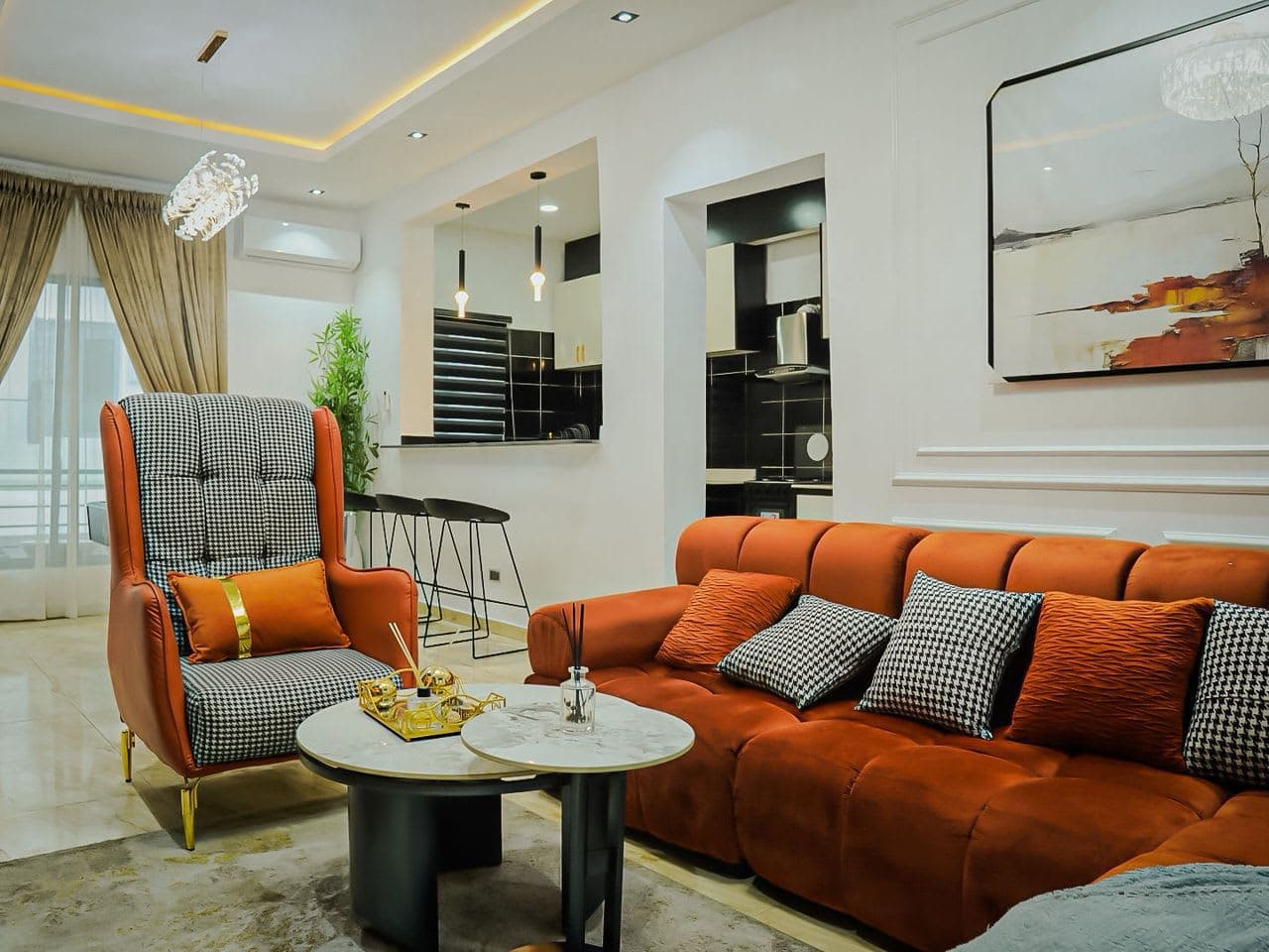 TO LET: Fully Serviced 4-Bedroom Apartment